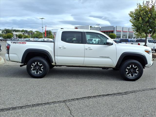 2023 Toyota Tacoma TRD Off-Road - Photo 3