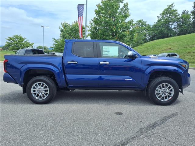 2025 Toyota Tacoma Limited HV - Photo 3