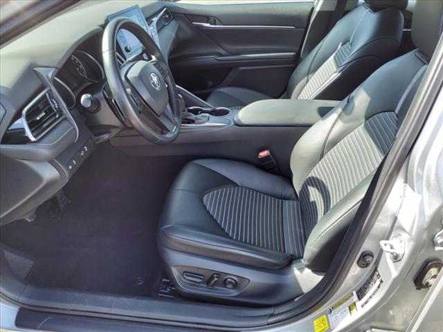 2021 Toyota Camry SE - Photo 3