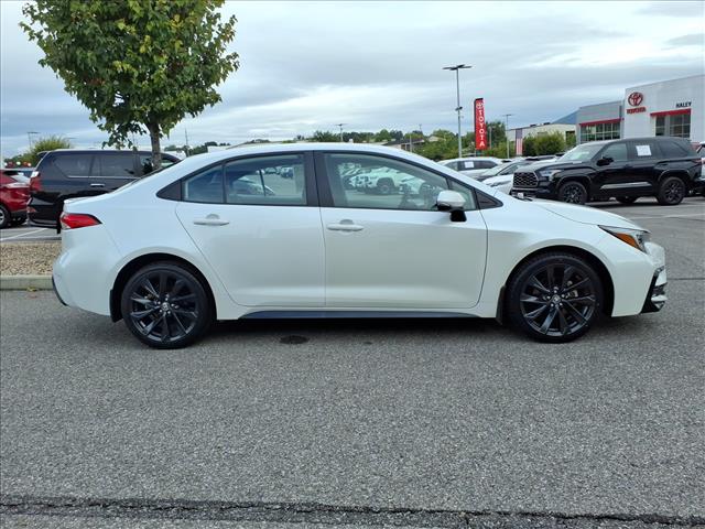 2023 Toyota Corolla SE - Photo 3