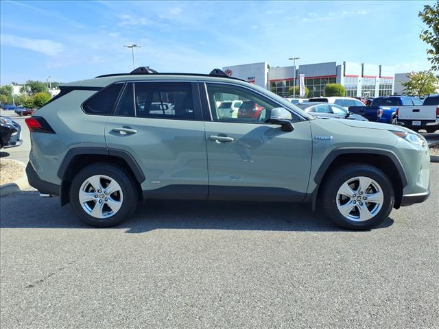 2021 Toyota RAV4 Hybrid XLE - Photo 3