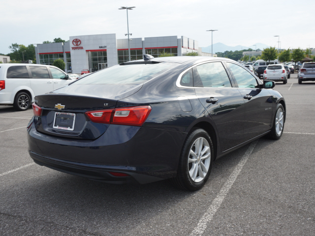 2018 Chevrolet Malibu LT - Photo 4