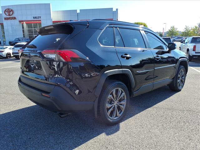 2023 Toyota RAV4 Hybrid XLE Premium - Photo 4