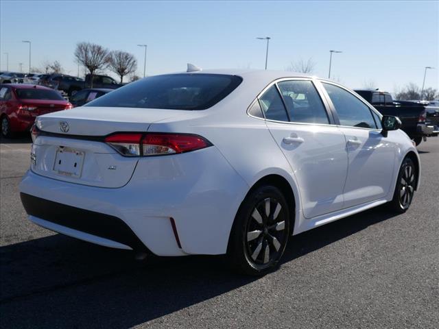 2020 Toyota Corolla LE - Photo 4