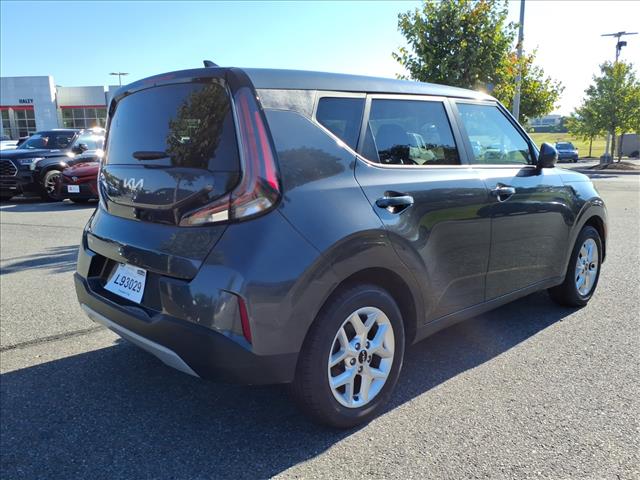 2023 Kia Soul LX - Photo 4
