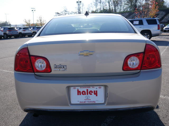 2012 Chevrolet Malibu LS - Photo 6