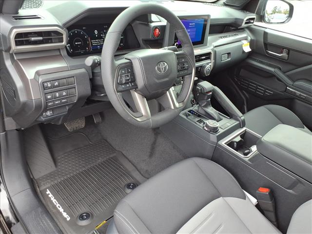 2025 Toyota Tacoma TRD Off-Road - Photo 6
