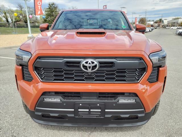 2025 Toyota Tacoma TRD Sport - Photo 6