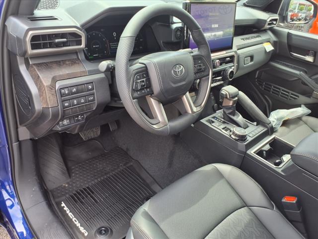 2025 Toyota Tacoma Limited HV - Photo 6