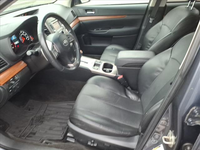 2014 Subaru Outback 2.5i Limited - Photo 6