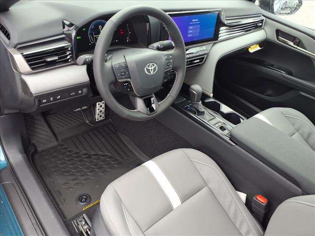 2026 Toyota Camry SE - Photo 6