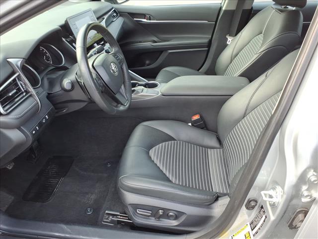 2024 Toyota Camry SE - Photo 6