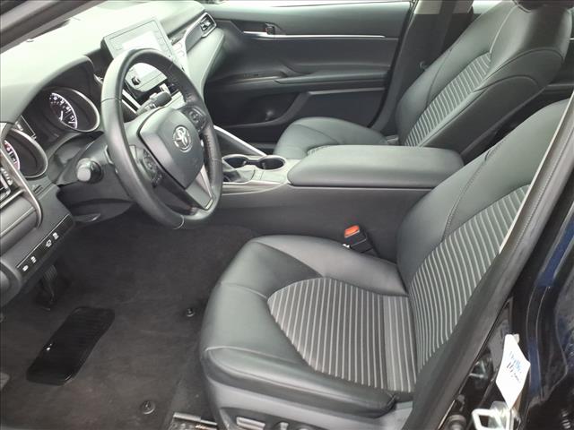 2024 Toyota Camry SE - Photo 6