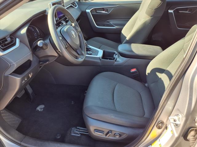 2024 Toyota RAV4 Hybrid XLE - Photo 6