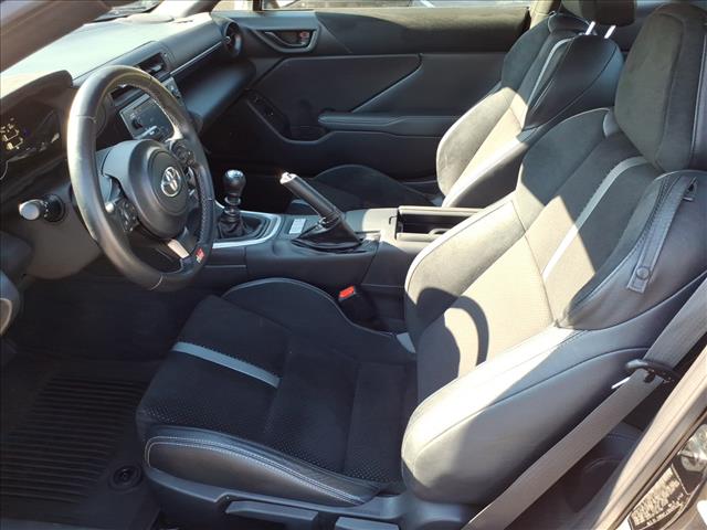 2024 Toyota GR86 Premium - Photo 6