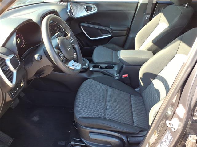 2023 Kia Soul LX - Photo 6