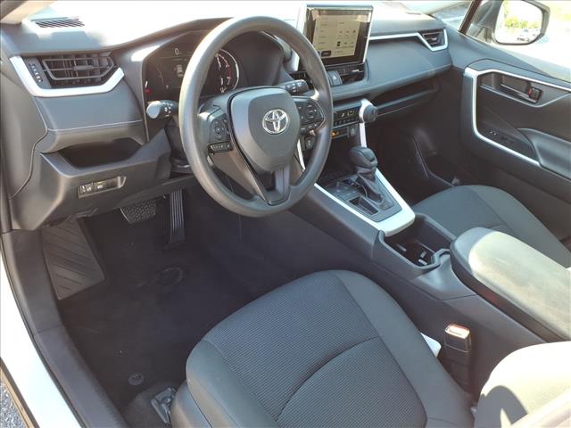 2024 Toyota RAV4 LE - Photo 7