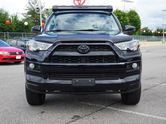 2016 Toyota 4Runner SR5 - Photo 8