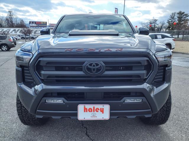 2024 Toyota Tacoma SR5 - Photo 9