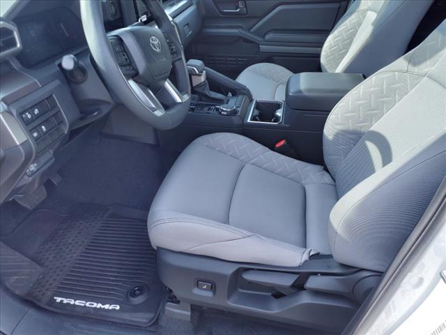 2024 Toyota Tacoma SR5 - Photo 9