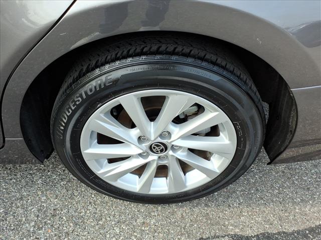 2024 Toyota Camry LE - Photo 9