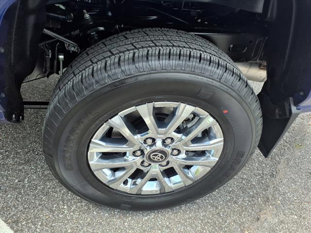 2025 Toyota Tacoma Limited HV