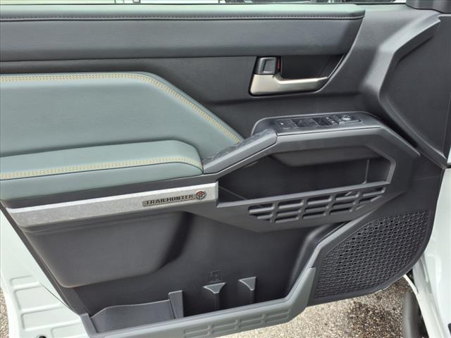 2025 Toyota Tacoma Trailhunter HV