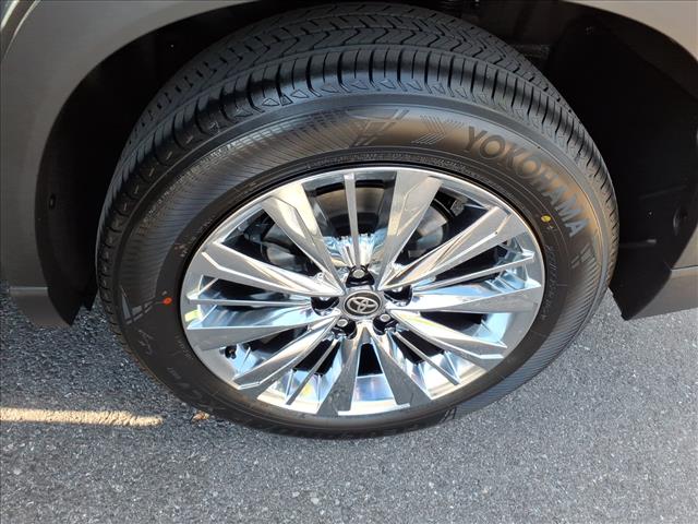 2025 Toyota Grand Highlander Platinum