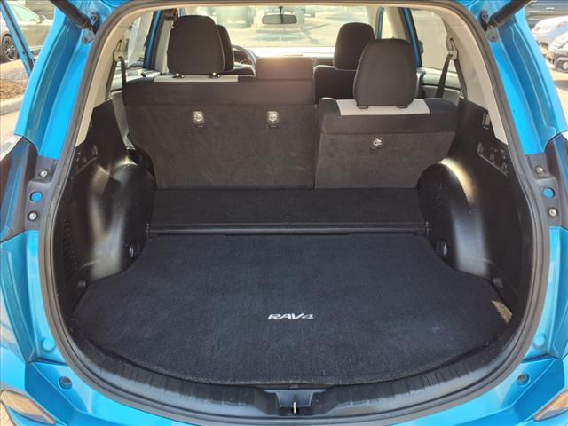 2016 Toyota RAV4 Hybrid XLE