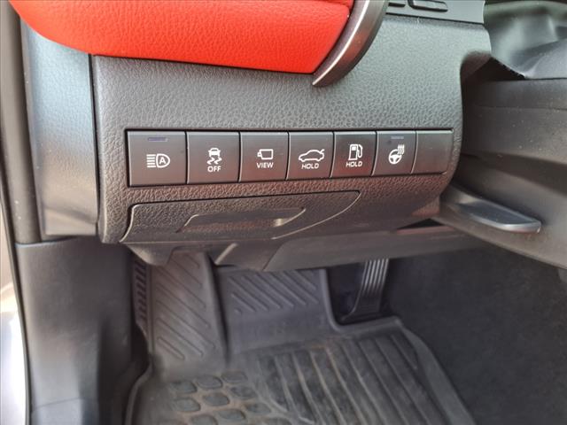 2022 Toyota Camry Hybrid XSE