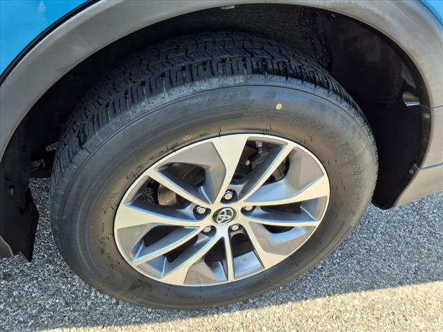 2016 Toyota RAV4 Hybrid XLE