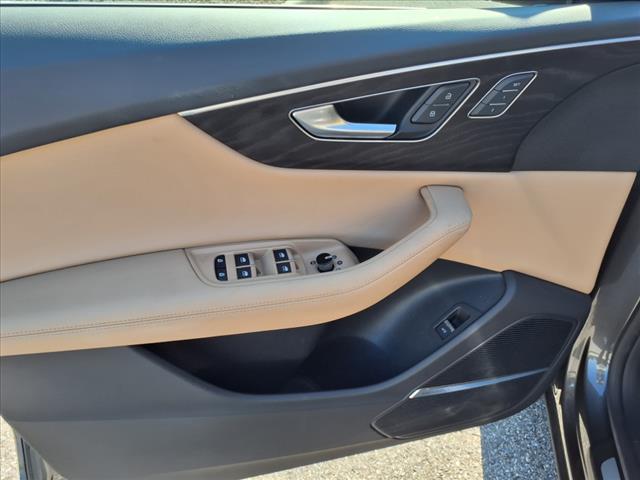 2023 Audi Q8 quattro Prestige 55 TFSI