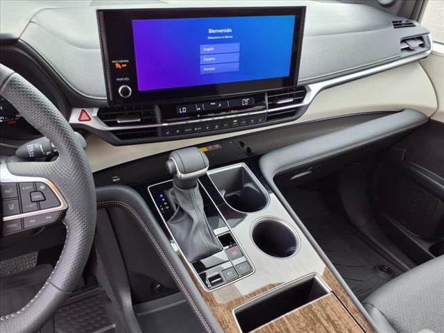 2025 Toyota Sienna Limited 7-Passenger