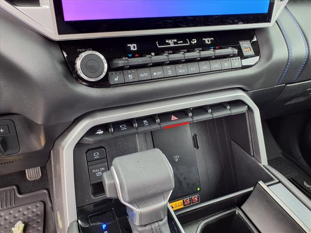 2025 Toyota Sequoia Platinum