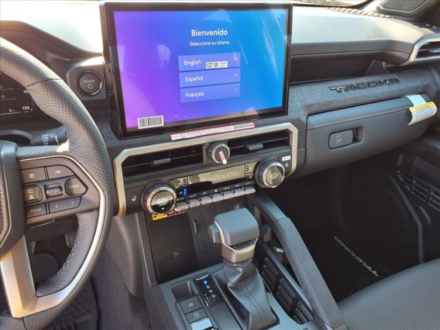 2025 Toyota Tacoma Limited HV