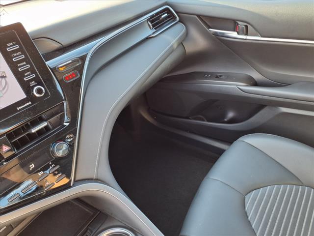 2021 Toyota Camry Hybrid SE