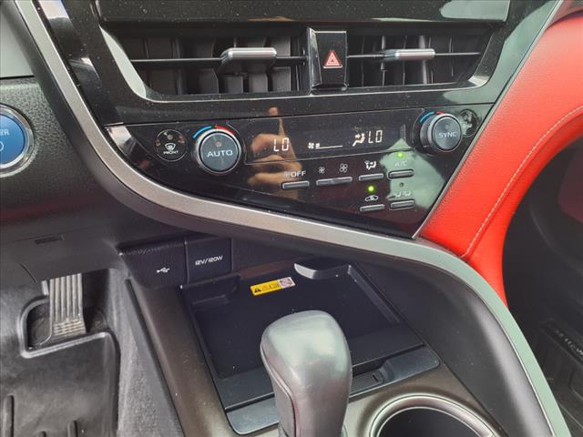 2022 Toyota Camry Hybrid XSE