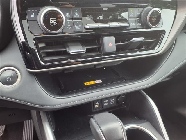 2024 Toyota Highlander Hybrid XLE