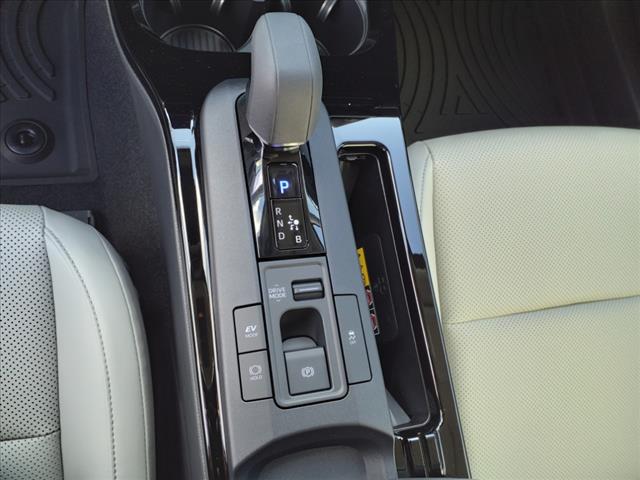 2025 Toyota Prius 