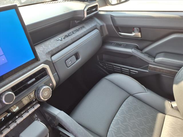 2025 Toyota Tacoma Limited HV