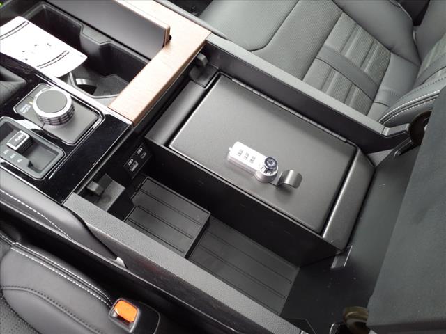 2025 Toyota Tundra Capstone HV