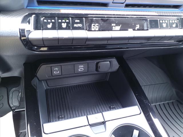 2025 Toyota Prius Limited