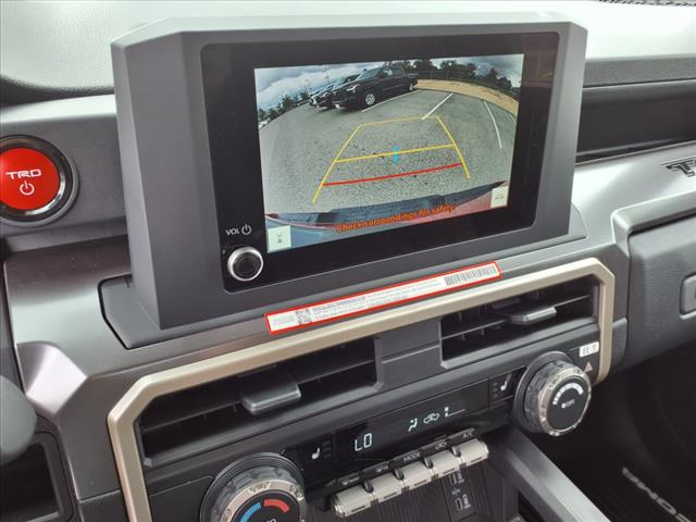 2025 Toyota Tacoma TRD Off-Road HV