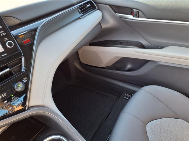 2021 Toyota Camry Hybrid LE
