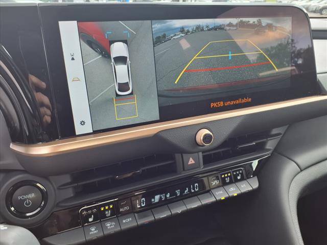2025 Toyota Crown Platinum