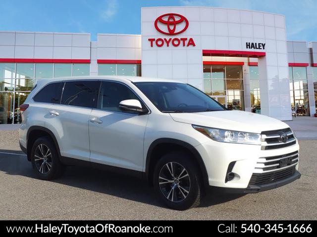 2019 Toyota Highlander LE