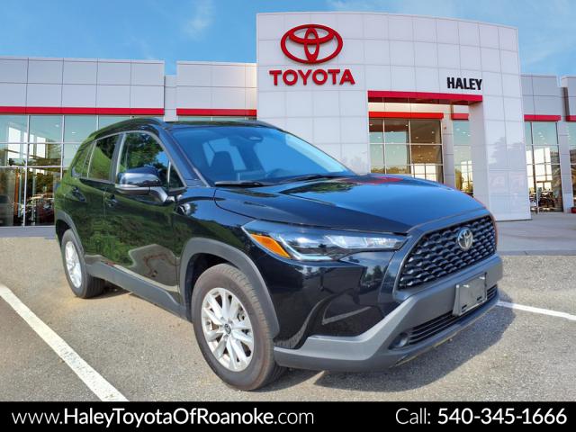 2023 Toyota Corolla Cross LE
