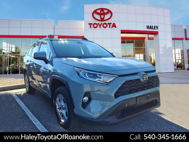 2021 Toyota RAV4 Hybrid XLE