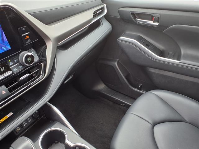 2024 Toyota Highlander Hybrid XLE