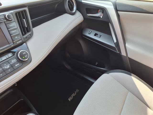 2016 Toyota RAV4 Hybrid XLE